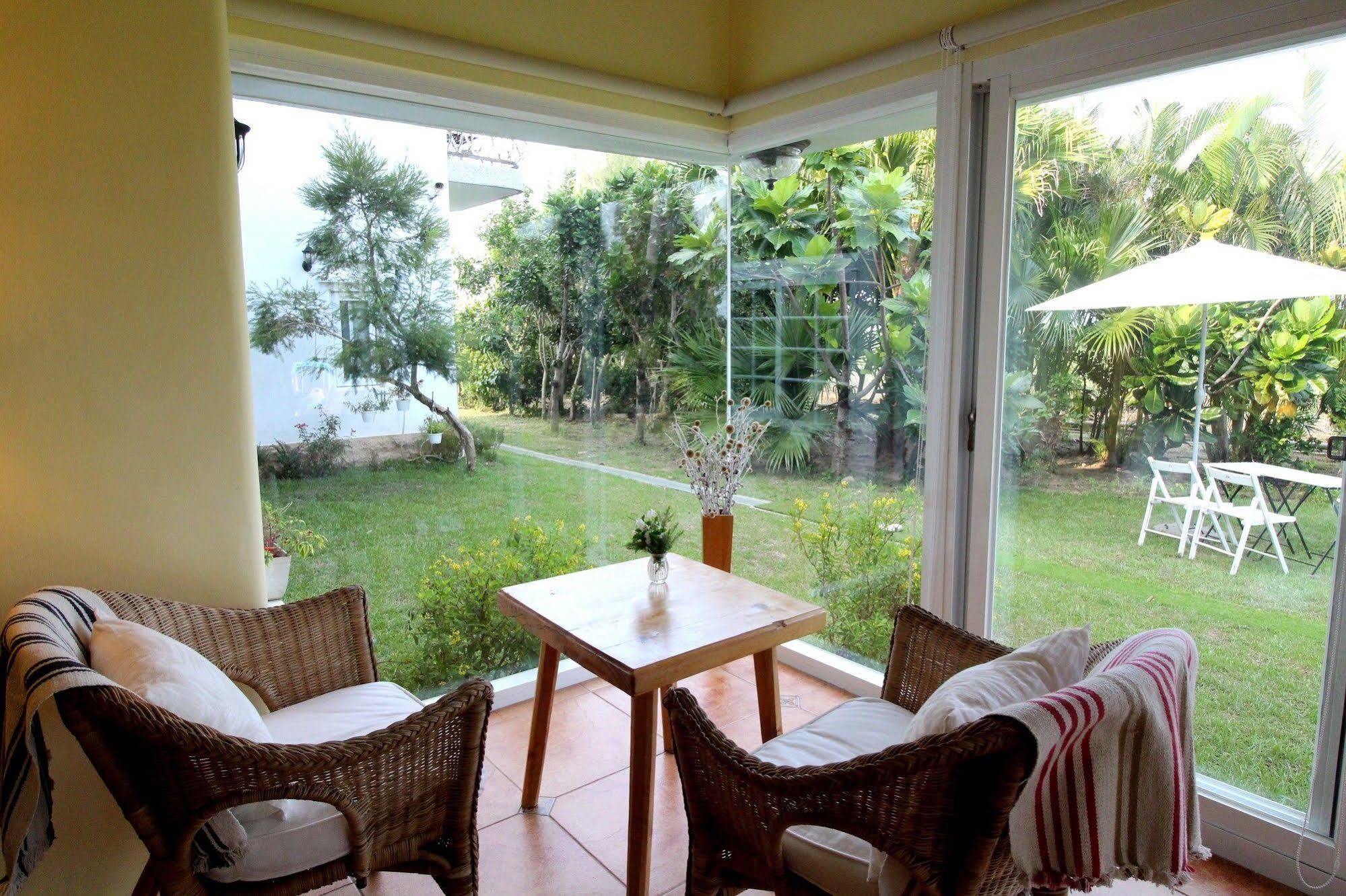 Bed and Breakfast Bonjour Bebe Heng-ch'un Exterior foto